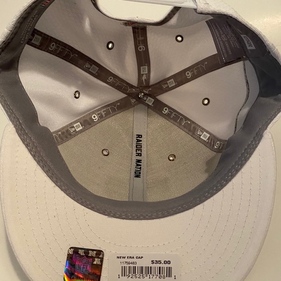 White Las Vegas Raiders New Era  9Fifty SnapBack - Picture 9 of 11